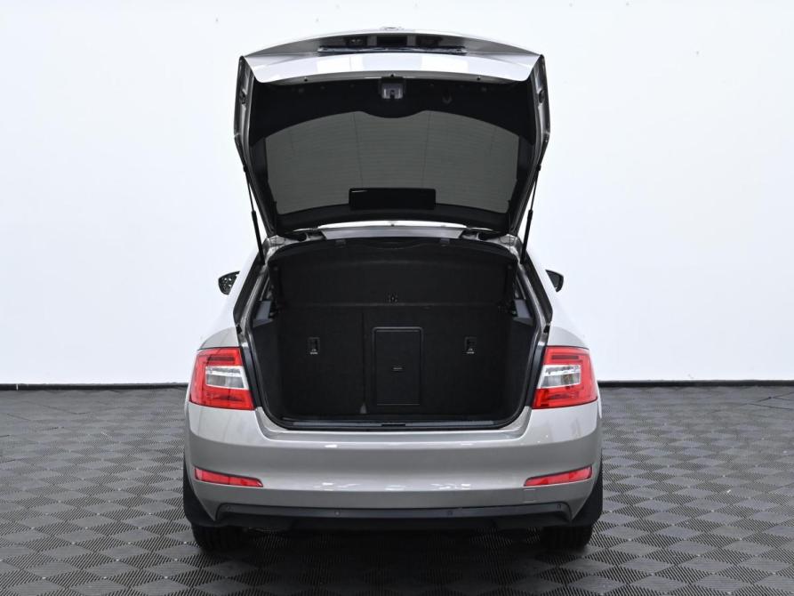 Skoda Octavia III (A7) Москва  - изображение 5