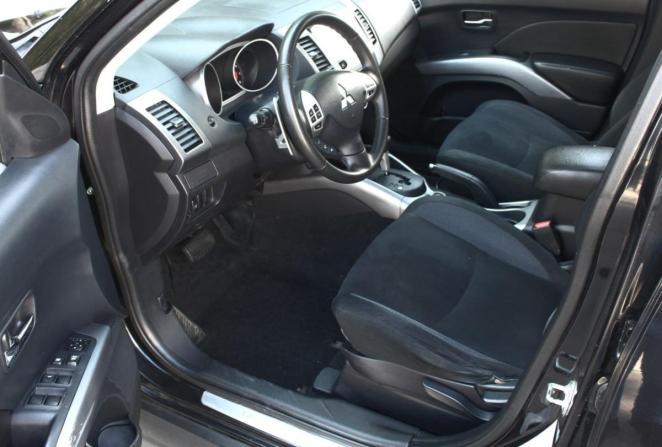 Mitsubishi Outlander II с пробегом 2008 года, цена 910 000 рублей, 249851 км, внедорожник, Автокод Объявления