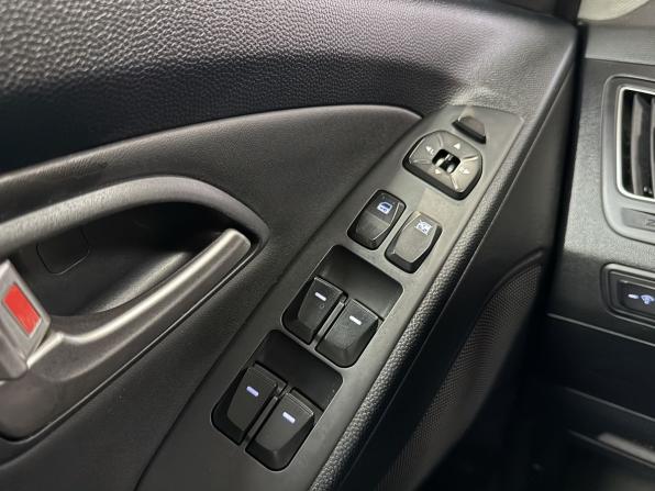 Hyundai ix35 I с пробегом 2012 года, цена 1 350 000 рублей, 116000 км, внедорожник, Автокод Объявления