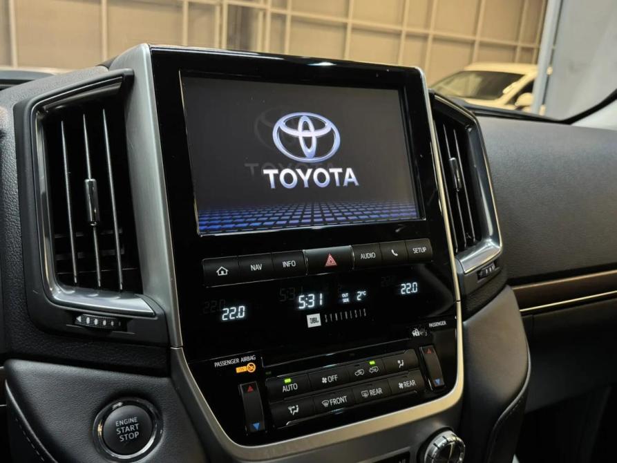 Toyota Land Cruiser 200 Series Рестайлинг 2 Красноярск  - изображение 20