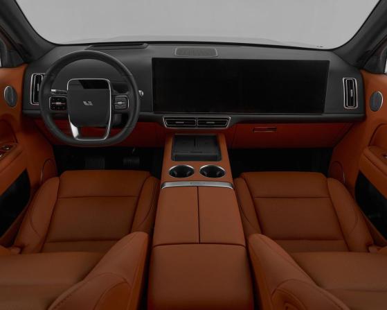 Li Auto (Lixiang) L7 I Рестайлинг с пробегом 2025 года, цена 7 399 000 рублей, 9 км, внедорожник, Автокод Объявления