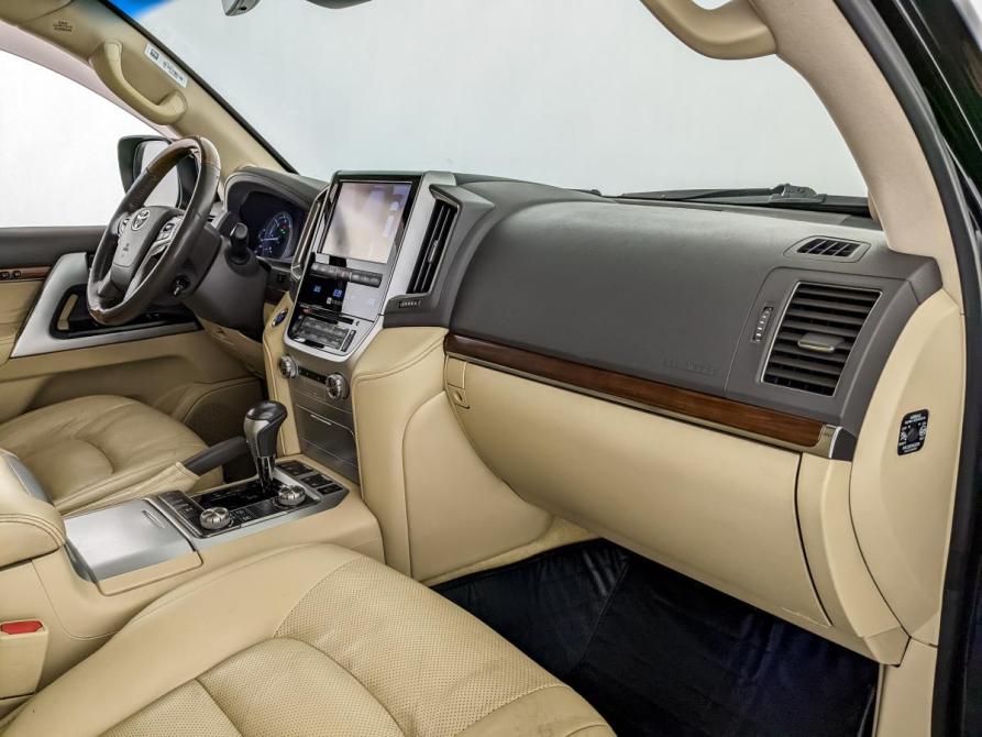 Toyota Land Cruiser 200 Series Рестайлинг 2 Москва  - изображение 11