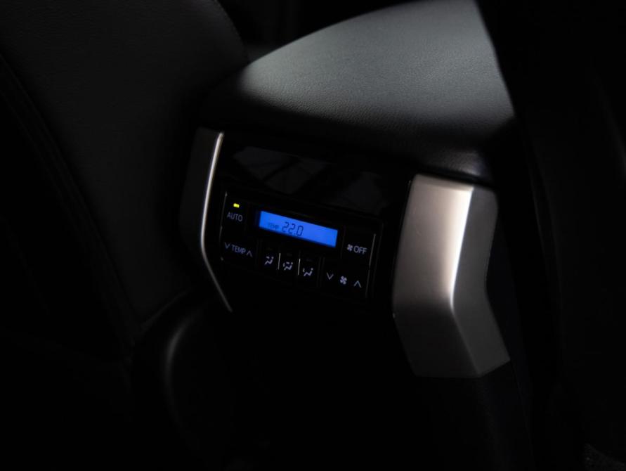 Toyota Land Cruiser Prado 150 Series Рестайлинг 3 Санкт-Петербург  - изображение 25