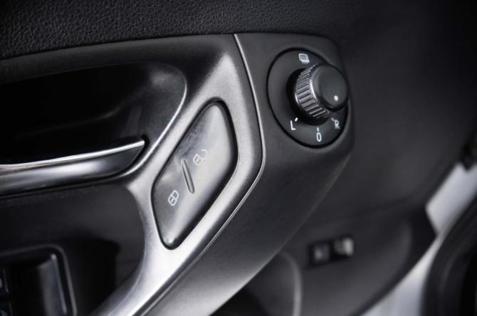 Volkswagen Polo V с пробегом 2015 года, цена 959 000 рублей, 150236 км, седан, Автокод Объявления