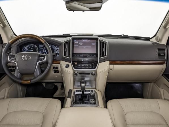 Toyota Land Cruiser 200 Series Рестайлинг 2 с пробегом 2015 года, цена 5 145 000 рублей, 152605 км, внедорожник, Автокод Объявления