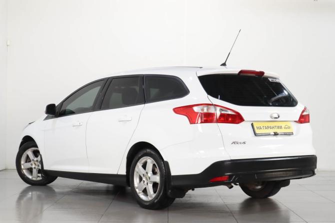 Ford Focus III с пробегом 2013 года, цена 699 000 рублей, 239725 км, универсал, Автокод Объявления