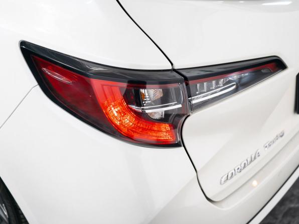 Toyota Corolla XII (E210) с пробегом 2020 года, цена 1 800 000 рублей, 63840 км, универсал, Автокод Объявления