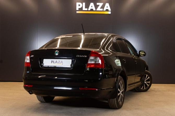Skoda Octavia II (A5) Рестайлинг с пробегом 2012 года, цена 835 000 рублей, 253360 км, лифтбек, Автокод Объявления