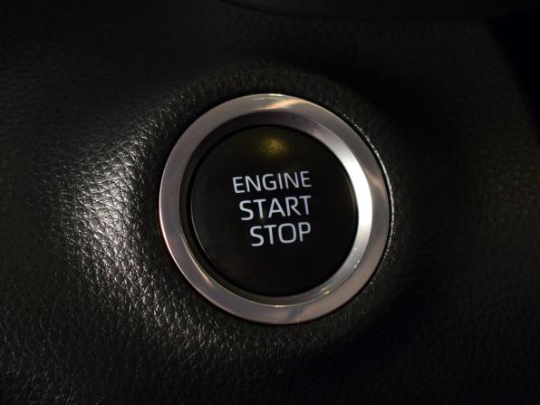 Toyota Yaris IV с пробегом 2021 года, цена 1 085 995 рублей, 95537 км, хэтчбек, Автокод Объявления