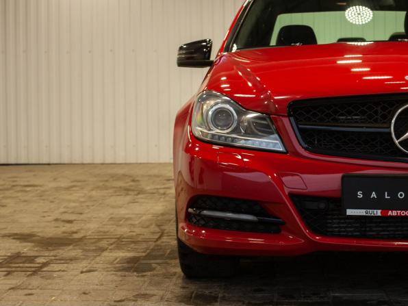 Mercedes-Benz C-Класс III (W204) Рестайлинг с пробегом 2012 года, цена 1 440 000 рублей, 255153 км, седан, Автокод Объявления