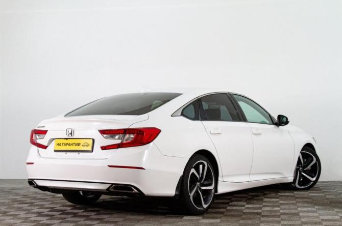 Honda Accord X с пробегом 2018 года, цена 2 199 000 рублей, 152000 км, седан, Автокод Объявления