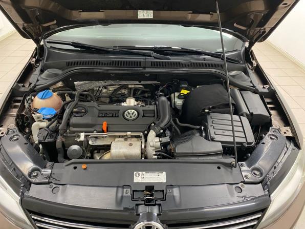 Volkswagen Jetta VI с пробегом 2012 года, цена 990 000 рублей, 227933 км, седан, Автокод Объявления
