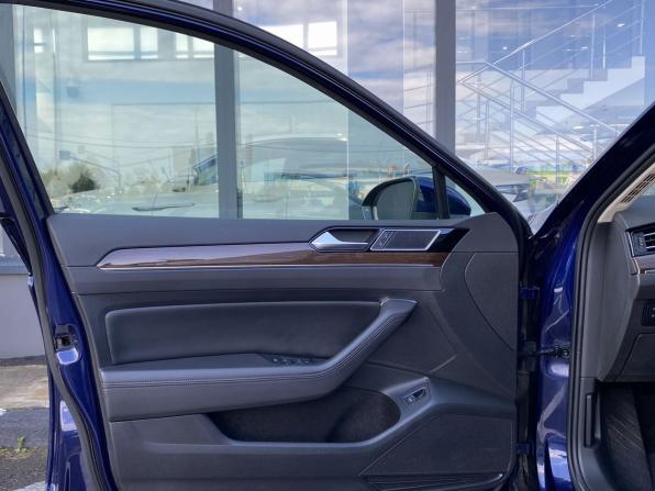 Volkswagen Passat B8 с пробегом 2019 года, цена 2 179 000 рублей, 138814 км, седан, Автокод Объявления