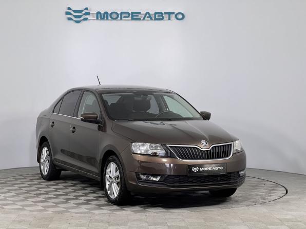 Skoda Rapid I Рестайлинг с пробегом 2017 года, цена 1 299 000 рублей, 233000 км, лифтбек, Автокод Объявления