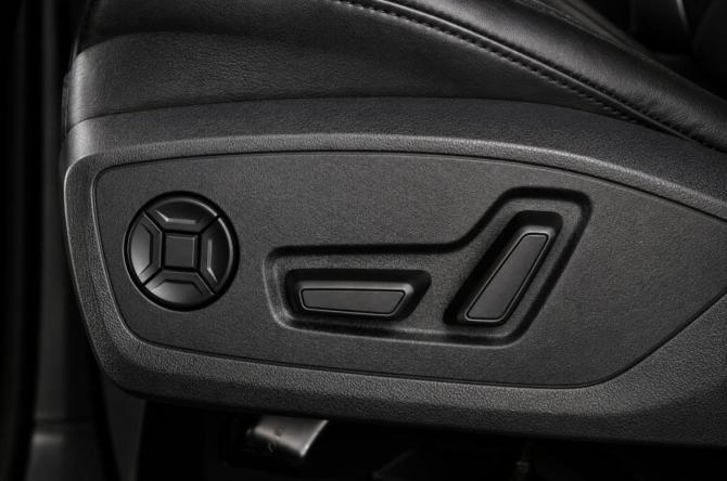 Audi A6 V (C8) с пробегом 2021 года, цена 3 609 000 рублей, 130000 км, седан, Автокод Объявления