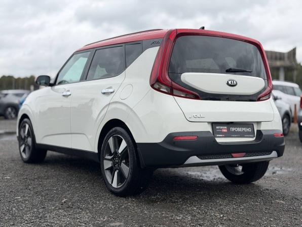 Kia Soul III с пробегом 2021 года, цена 1 865 000 рублей, 114000 км, хэтчбек, Автокод Объявления