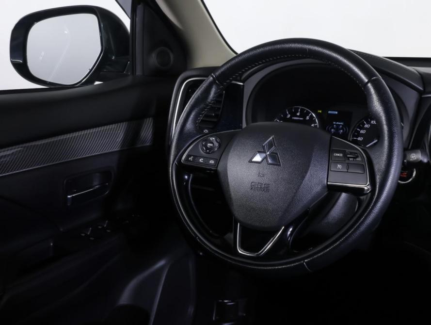 Mitsubishi Outlander III Рестайлинг 3 Москва  - изображение 12