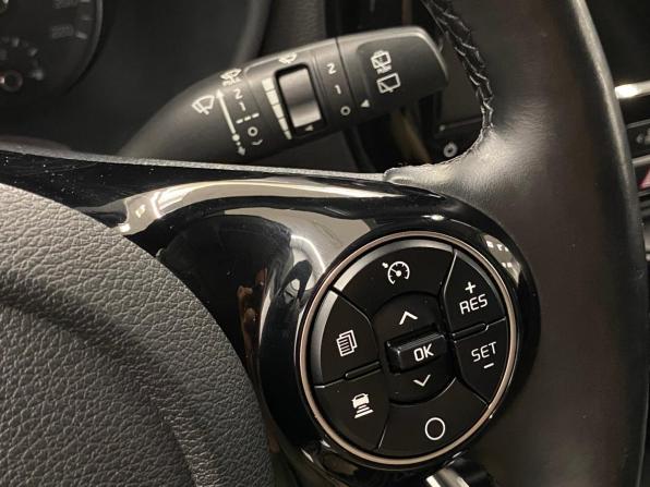 Kia Soul III с пробегом 2019 года, цена 1 699 000 рублей, 124975 км, хэтчбек, Автокод Объявления