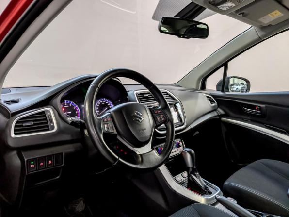 Suzuki SX4 II (S-Cross) Рестайлинг с пробегом 2016 года, цена 1 415 000 рублей, 140049 км, хэтчбек, Автокод Объявления