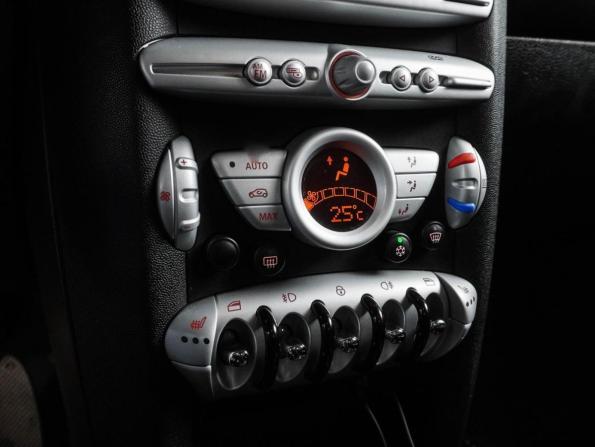 Mini Hatch II (R56) с пробегом 2009 года, цена 1 069 000 рублей, 188825 км, хэтчбек, Автокод Объявления