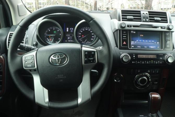 Toyota Land Cruiser Prado 150 Series Рестайлинг 1 с пробегом 2014 года, цена 3 250 000 рублей, 194773 км, внедорожник, Автокод Объявления