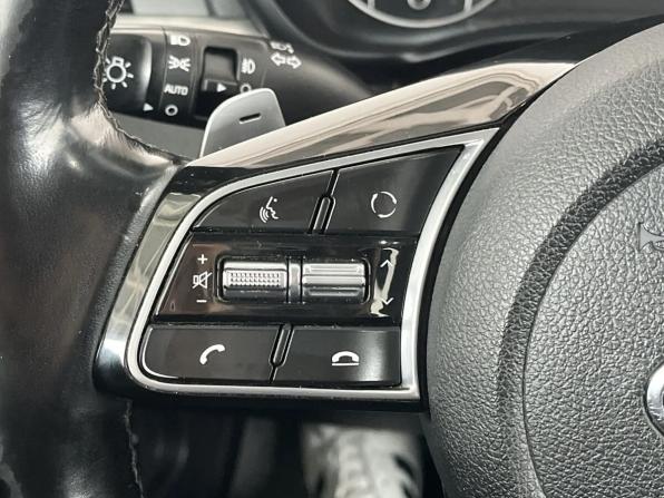 Kia Optima IV Рестайлинг с пробегом 2018 года, цена 1 545 000 рублей, 189309 км, седан, Автокод Объявления