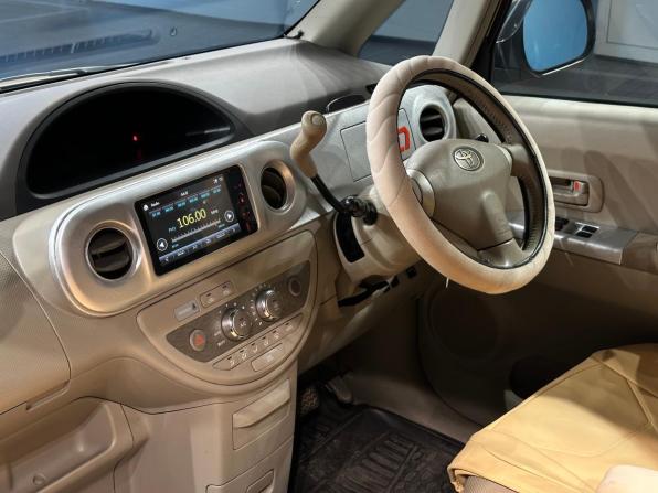 Toyota Porte I с пробегом 2011 года, цена 657 000 рублей, 245331 км, минивэн, Автокод Объявления