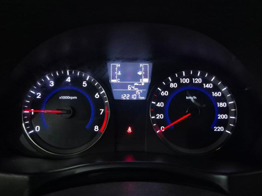 Hyundai Solaris I Рестайлинг Альметьевск  - изображение 16
