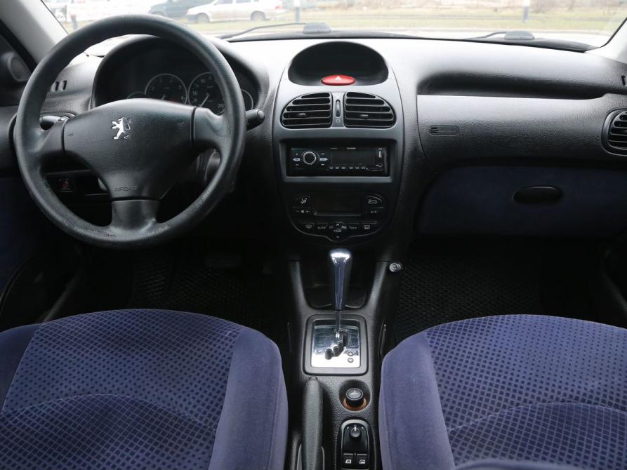 Peugeot 206 Иваново  - изображение 12