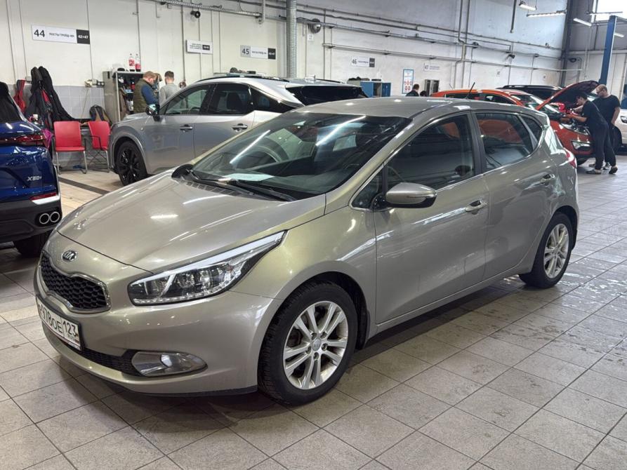 Kia Ceed II Санкт-Петербург  - изображение 2