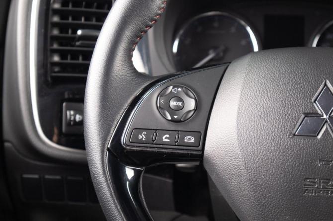 Mitsubishi Outlander III Рестайлинг 3 с пробегом 2021 года, цена 2 649 000 рублей, 59269 км, внедорожник, Автокод Объявления