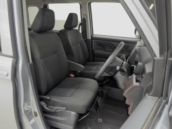 Toyota Roomy I с пробегом 2018 года, цена 999 000 рублей, 130412 км, микровэн, Автокод Объявления