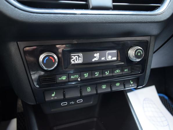 Skoda Rapid II с пробегом 2021 года, цена 1 199 000 рублей, 174431 км, лифтбек, Автокод Объявления