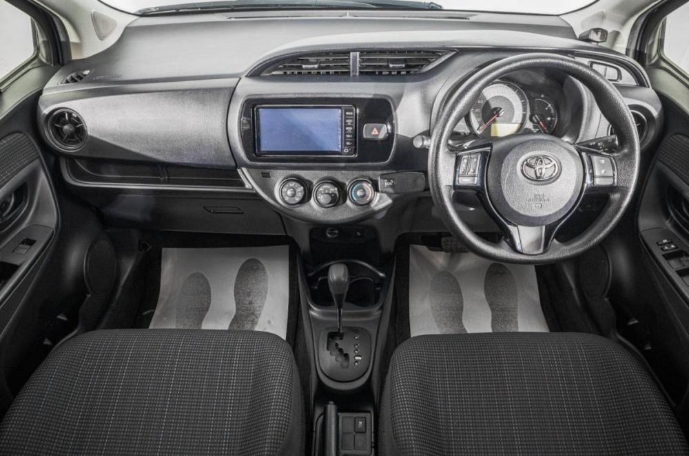 Toyota Vitz III (XP130) Рестайлинг 2 Барнаул  - изображение 10