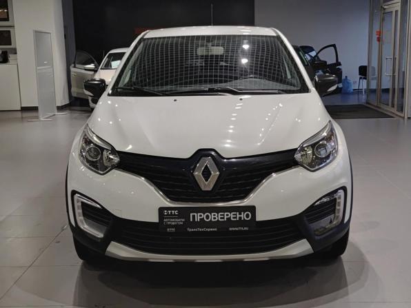 Renault Kaptur I с пробегом 2017 года, цена 1 080 000 рублей, 240394 км, внедорожник, Автокод Объявления