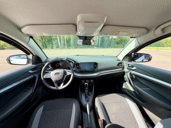 Lada (ВАЗ) Vesta I Рестайлинг (NG) с пробегом 2024 года, цена 1 294 000 рублей, 5300 км, седан, Автокод Объявления