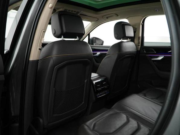 Volkswagen Touareg III с пробегом 2019 года, цена 5 099 046 рублей, 138033 км, внедорожник, Автокод Объявления