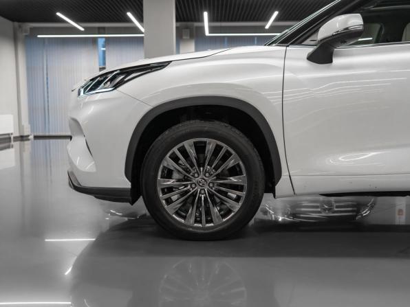 Toyota Highlander IV (XU70) с пробегом 2026 года, цена 5 300 000 рублей, 41 км, внедорожник, Автокод Объявления