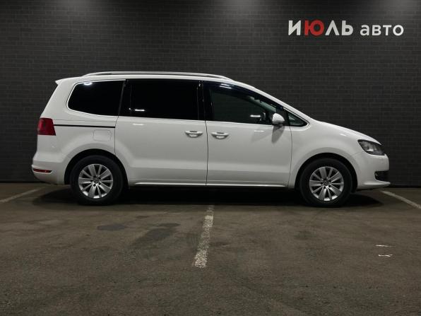 Volkswagen Sharan II с пробегом 2011 года, цена 1 445 000 рублей, 117397 км, минивэн, Автокод Объявления