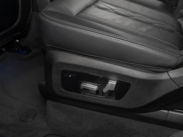 BMW X7 I (G07) Рестайлинг с пробегом 2023 года, цена 12 600 000 рублей, 24220 км, внедорожник, Автокод Объявления