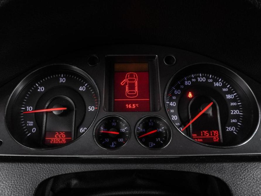 Volkswagen Passat B6 Воронеж  - изображение 14