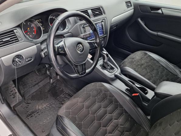 Volkswagen Jetta VI с пробегом 2015 года, цена 1 015 000 рублей, 231000 км, седан, Автокод Объявления