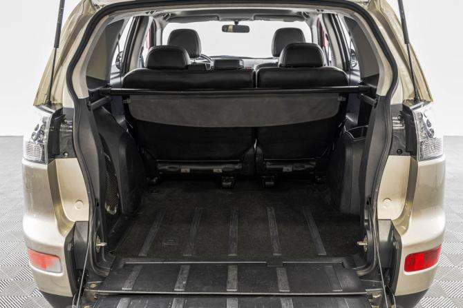 Mitsubishi Outlander II с пробегом 2008 года, цена 1 149 000 рублей, 235000 км, внедорожник, Автокод Объявления