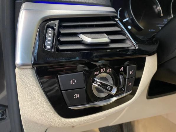 BMW 5 серии VII (G30/G31/G38) с пробегом 2019 года, цена 3 099 000 рублей, 70082 км, седан, Автокод Объявления