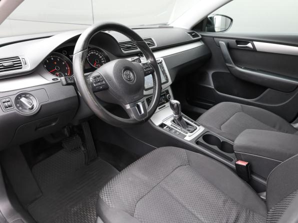 Volkswagen Passat B7 с пробегом 2011 года, цена 1 098 000 рублей, 176000 км, седан, Автокод Объявления