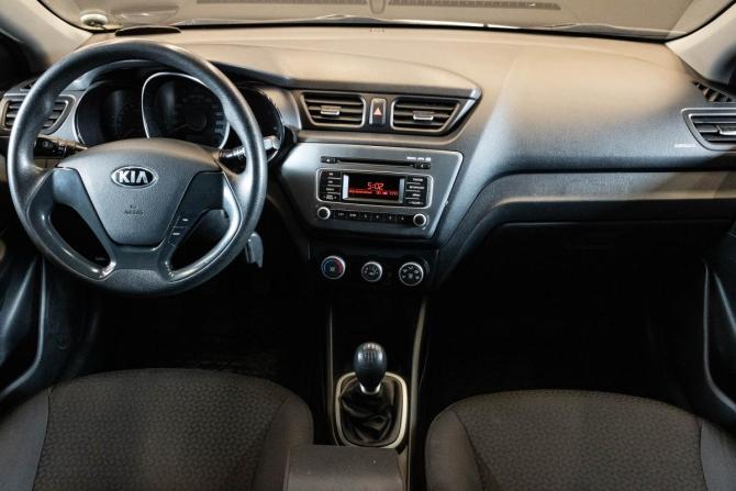Kia Rio III Рестайлинг с пробегом 2016 года, цена 829 000 рублей, 185905 км, хэтчбек, Автокод Объявления