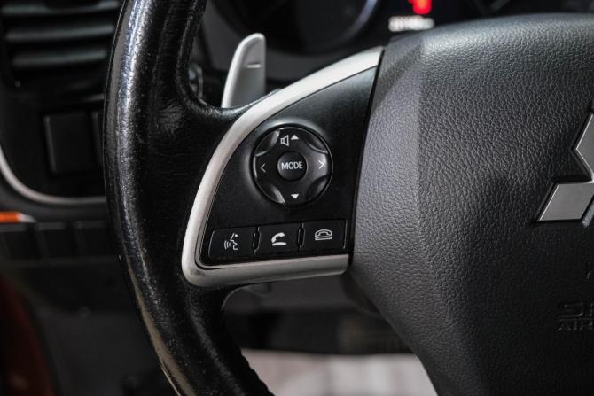 Mitsubishi Outlander III с пробегом 2012 года, цена 1 649 000 рублей, 221000 км, внедорожник, Автокод Объявления