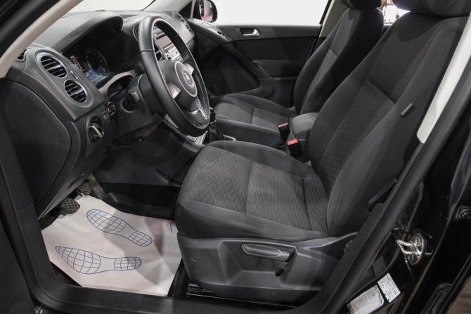 Volkswagen Tiguan I Рестайлинг с пробегом 2011 года, цена 899 000 рублей, 191157 км, внедорожник, Автокод Объявления