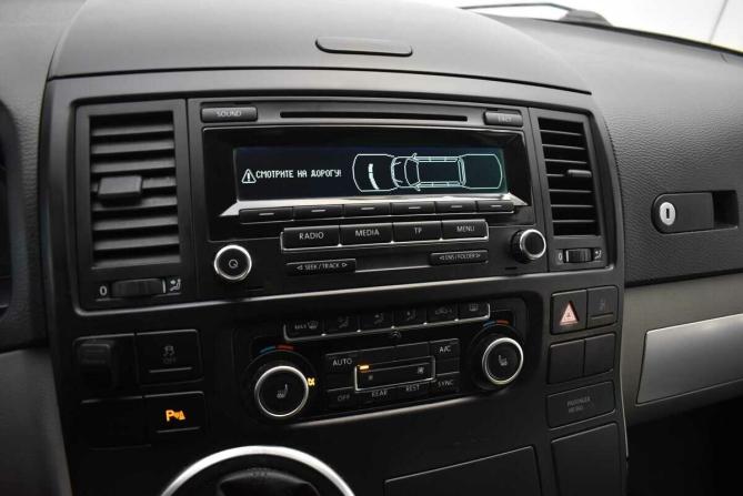 Volkswagen Multivan T5 Рестайлинг с пробегом 2012 года, цена 2 325 000 рублей, 179020 км, минивэн, Автокод Объявления
