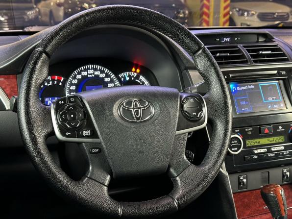 Toyota Camry VII (XV50) с пробегом 2013 года, цена 1 599 000 рублей, 204967 км, седан, Автокод Объявления